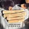 狗狗磨牙咖啡咬木